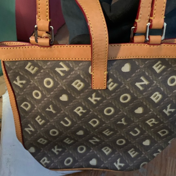 Downey & Bourke Small Bucket Bag - Picture 2 of 5